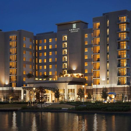 Embassy Suites By Hilton Зе-Вудлендс Экстерьер фото
